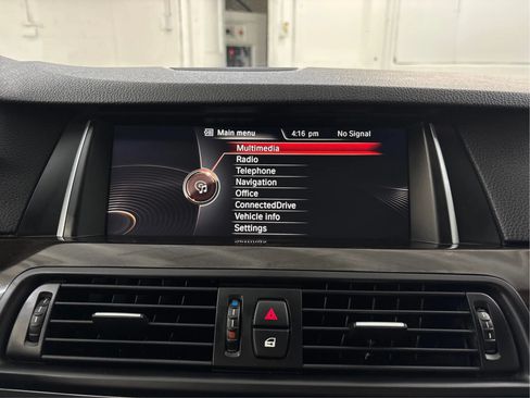 Used 2016 BMW 535i xDrive Sedan AWD/4WD image 19