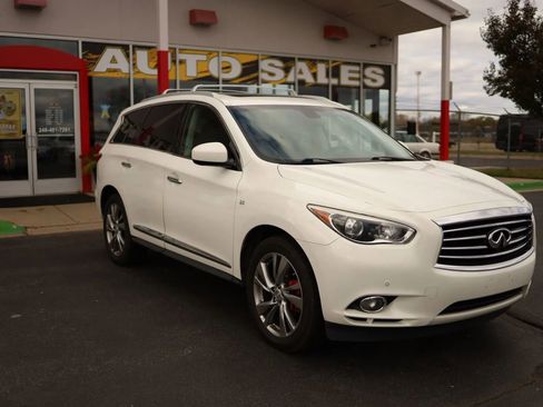 Used 2014 INFINITI QX60 AWD w/ Deluxe Touring Package image 3