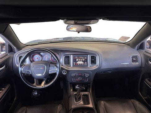 Used 2021 Dodge Charger SXT w/ Leather Interior Group RWD image 10