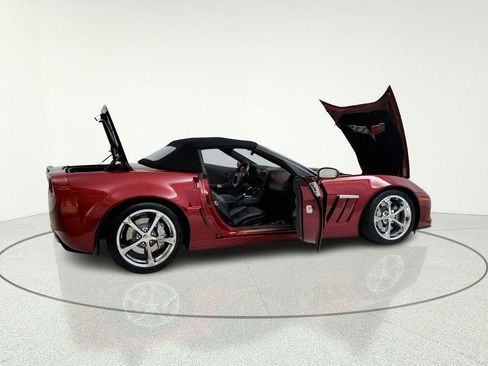 Used 2010 Chevrolet Corvette Grand Sport w/ Preferred Equipment Group RWD image 14