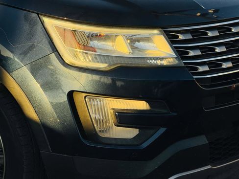 Used 2016 Ford Explorer Limited image 13