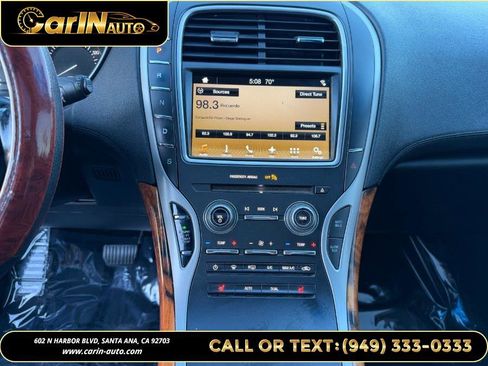 Used 2017 Lincoln MKX Select w/ Select Plus Package image 20