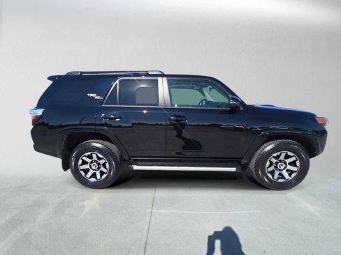 Used 2023 Toyota 4Runner TRD Off-Road Premium w/ Moonroof Package AWD/4WD image 8