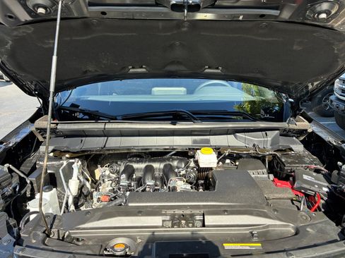 Used 2025 Nissan Pathfinder Rock Creek AWD/4WD image 22