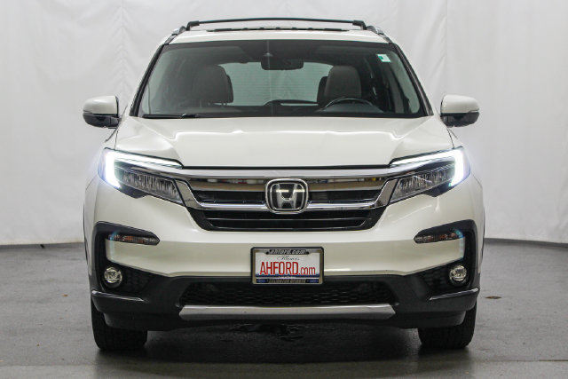 Used 2019 Honda Pilot Touring image 3