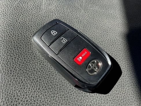 Used 2024 Toyota Tacoma PreRunner image 34