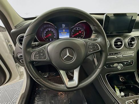 Used 2017 Mercedes-Benz C 300 4MATIC Sedan image 16