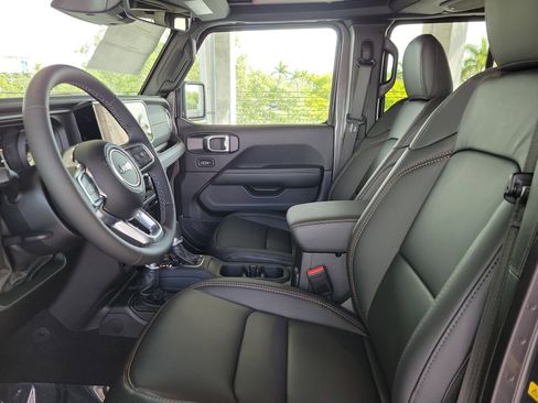 New 2026 Jeep Wrangler Sahara AWD/4WD image 13