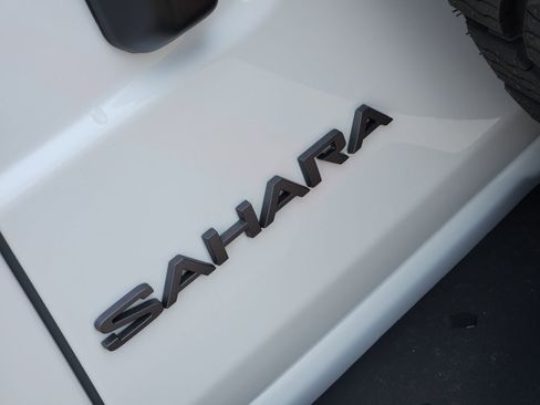 New 2026 Jeep Wrangler Unlimited Sahara AWD/4WD image 11