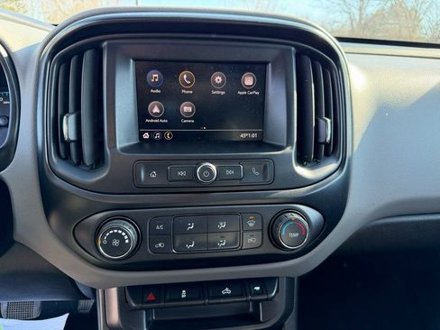 Used 2021 Chevrolet Colorado W/T image 12