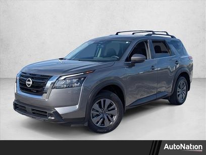 Used 2025 Nissan Pathfinder SV