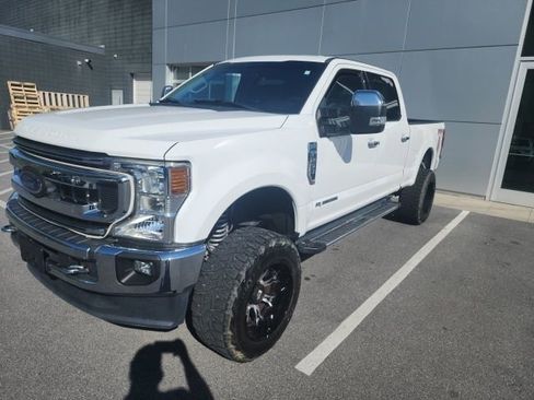Used 2020 Ford F250 XLT w/ XLT Premium Package image 7