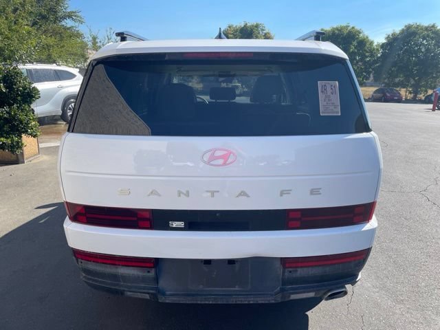 Used 2025 Hyundai Santa Fe SEL FWD image 5