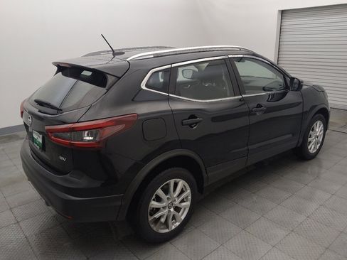 Used 2022 Nissan Rogue Sport SV FWD image 9