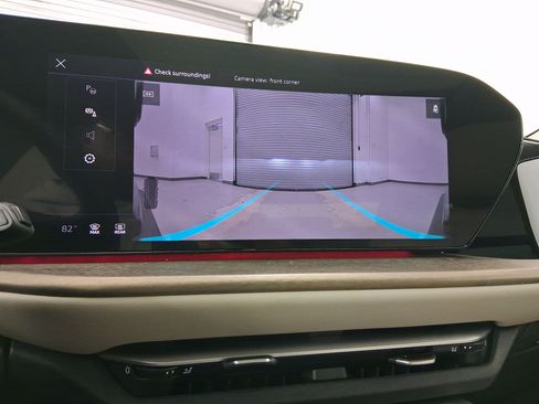 Used 2025 Audi Q5 Premium Plus w/ Premium Plus image 25