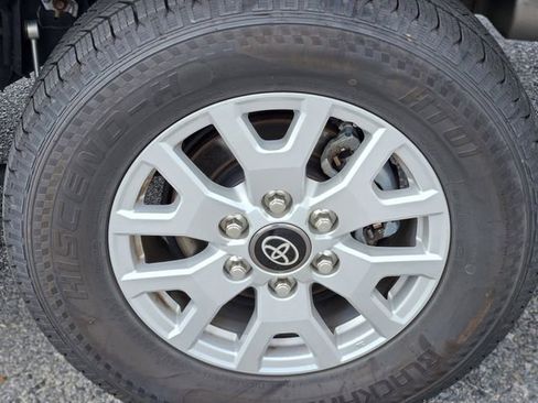 Used 2024 Toyota Tacoma SR5 image 10