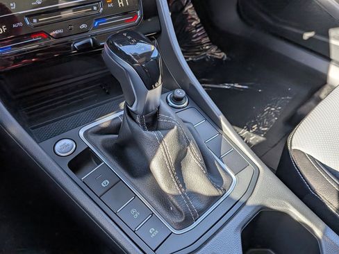 New 2026 Volkswagen Jetta SEL image 24