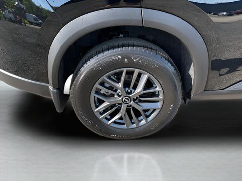 Used 2026 Nissan Rogue S AWD/4WD image 22
