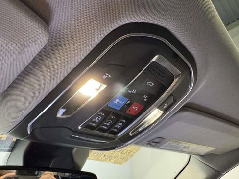 Used 2022 Jeep Grand Cherokee L Limited image 27