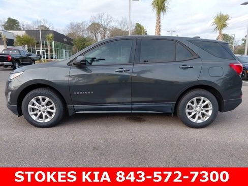 Used 2018 Chevrolet Equinox LS image 9