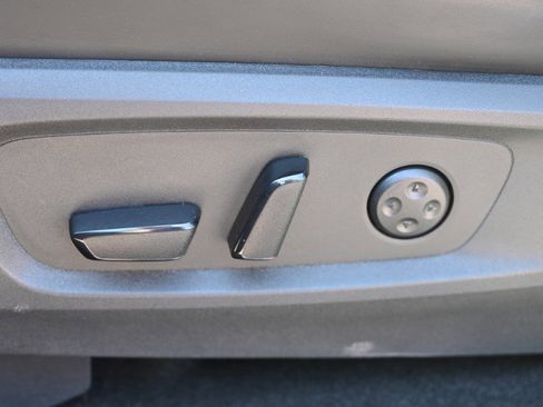 Used 2023 INFINITI QX60 Luxe AWD/4WD image 18
