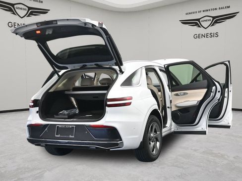 Used 2026 Genesis GV70 2.5T Advanced AWD/4WD image 31
