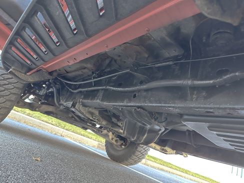 Used 2010 Ford F150 Raptor AWD/4WD image 39