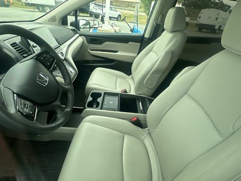 Used 2026 Honda Odyssey EX-L image 5