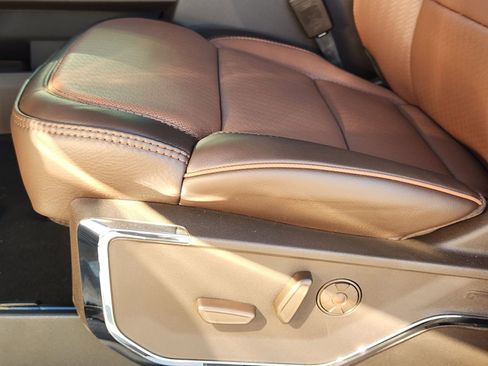 New 2026 Ford F250 King Ranch w/ FX4 Off-Road Package image 23