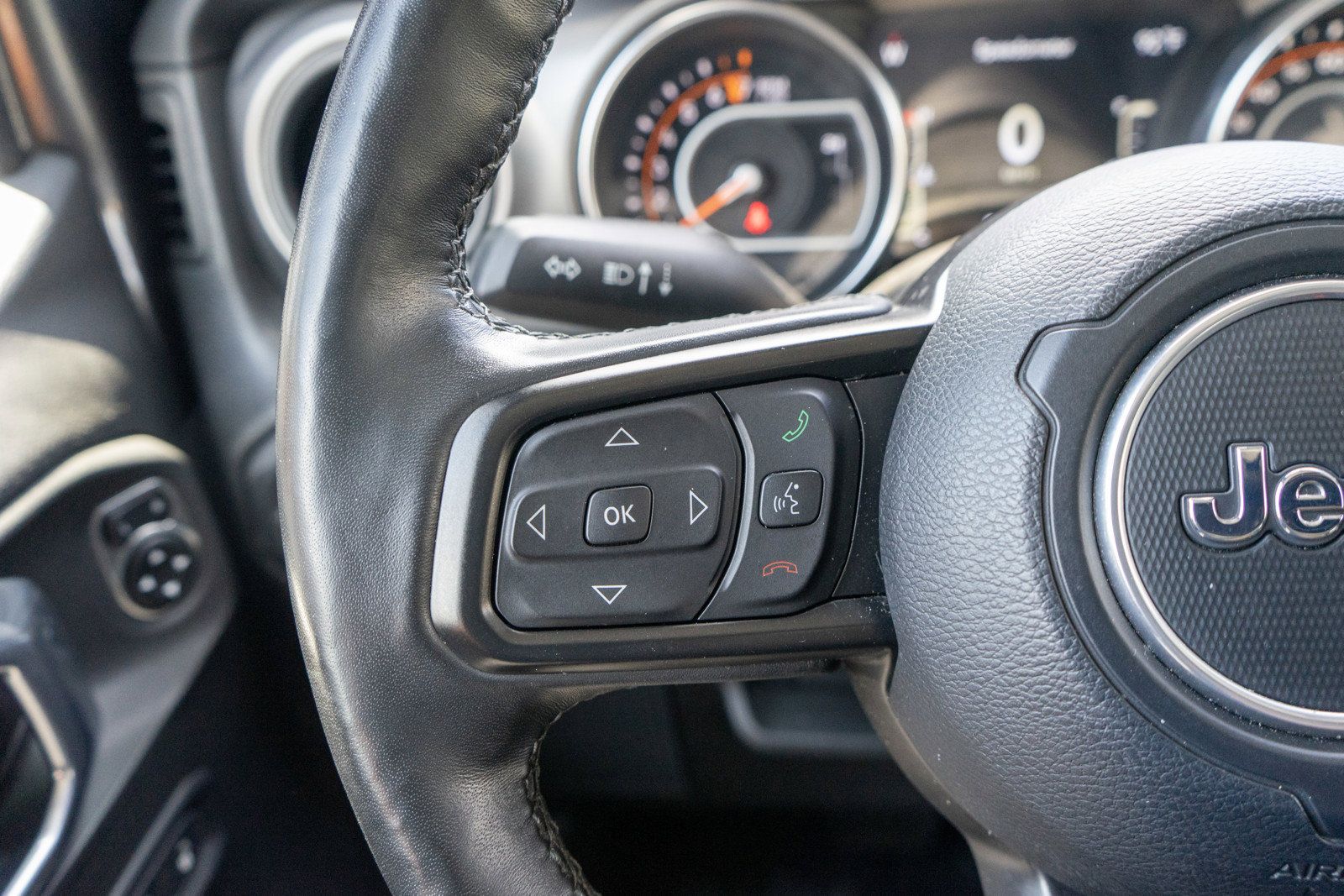 Used 2022 Jeep Wrangler Sport AWD/4WD image 23