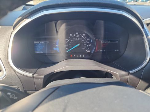 Used 2018 Ford Edge Titanium w/ Technology Package image 29