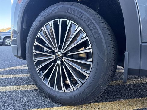 New 2026 Volkswagen Tiguan S image 7