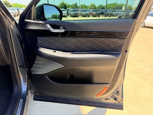Used 2020 Hyundai Palisade Limited FWD image 11