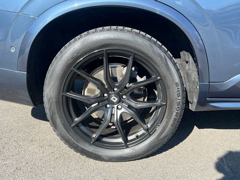 Used 2019 Volvo XC90 T6 Momentum w/ Advanced Package image 9