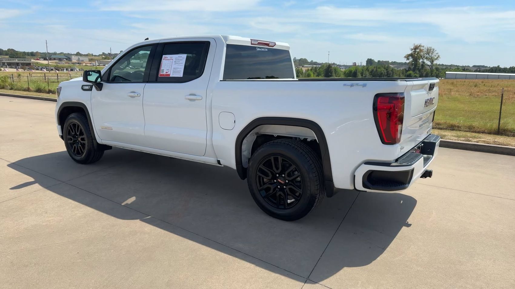 Used 2024 GMC Sierra 1500 Elevation AWD/4WD image 6