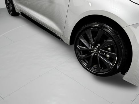 Used 2023 Toyota Corolla SE FWD image 44
