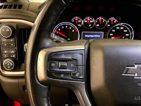 Used 2020 Chevrolet Silverado 1500 LT Trail Boss AWD/4WD image 17