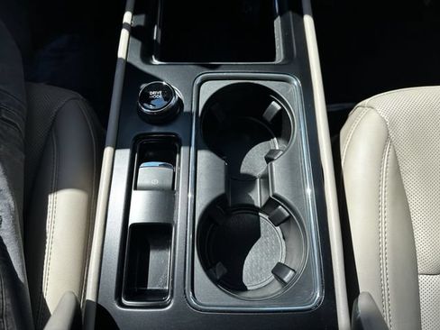 Certified 2024 Lincoln Corsair AWD w/ Equipment Group 101A image 26