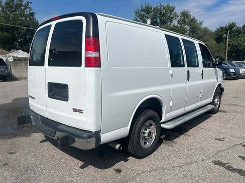 Used 2024 GMC Savana 2500 w/ Driver Convenience Package RWD image 5