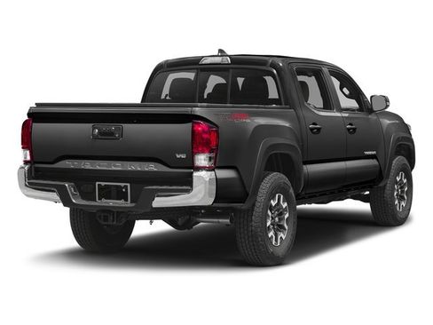 Used 2016 Toyota Tacoma TRD Off-Road AWD/4WD image 2