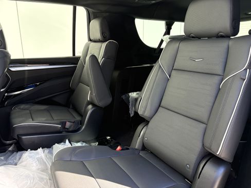 New 2026 Cadillac Escalade ESV Sport image 13