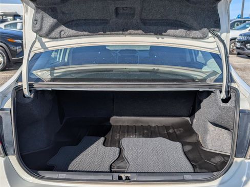 Used 2020 Subaru Impreza 2.0i image 12