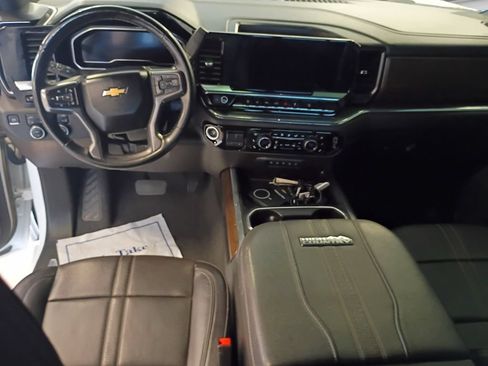 Used 2025 Chevrolet Silverado 3500 High Country w/ High Country Premium Package AWD/4WD image 23