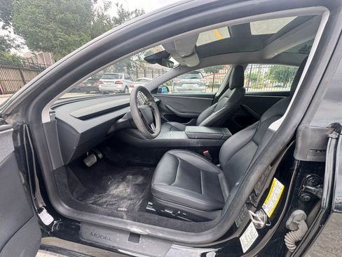 Used 2024 Tesla Model 3 Long Range RWD image 4