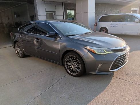 Used 2016 Toyota Avalon Touring w/ Protection Package FWD image 2