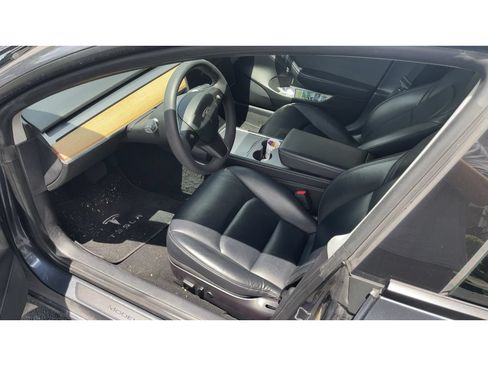 Used 2022 Tesla Model 3 Long Range AWD/4WD image 5