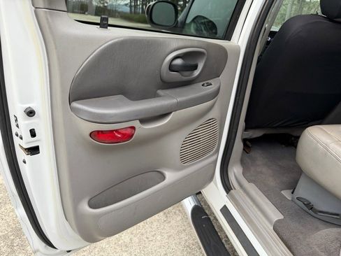 Used 2003 Ford F150 Lariat image 15