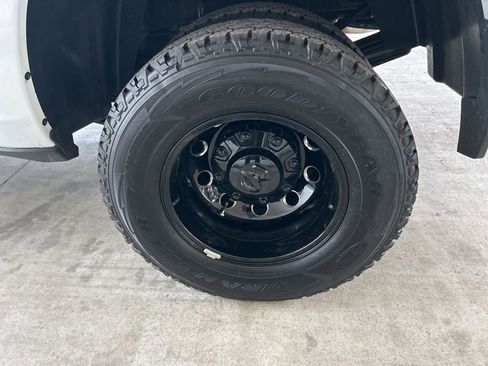 Used 2024 RAM 3500 Big Horn w/ Night Edition image 19