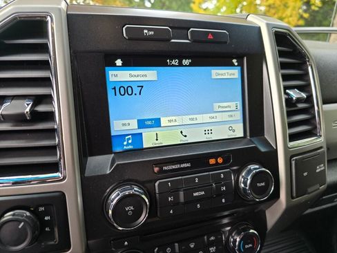 Used 2018 Ford F250 Lariat image 31