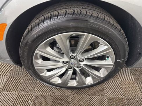 Used 2024 Buick Envista Avenir FWD image 28